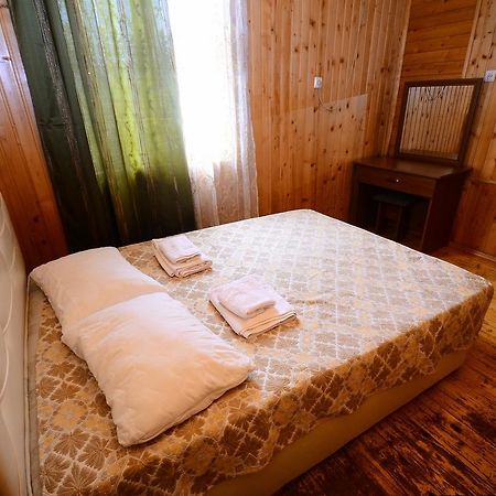 Zebo Hotel Batumi Exterior photo